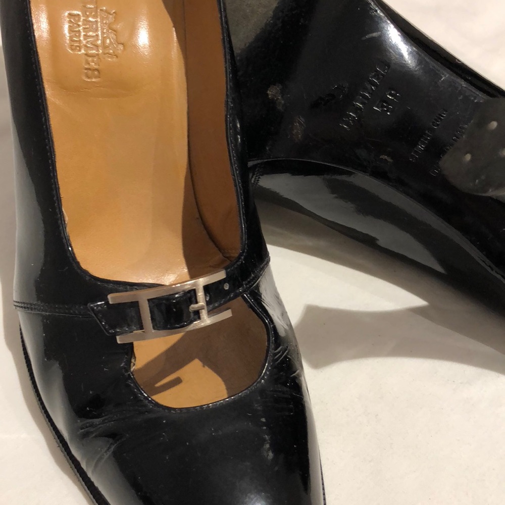 Heels - Picture 3 of 4